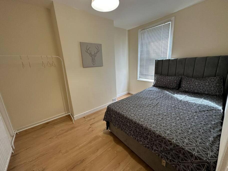 Big 3 Bedroom London House With 2 Bathroom Plumstead  Zewnętrze zdjęcie