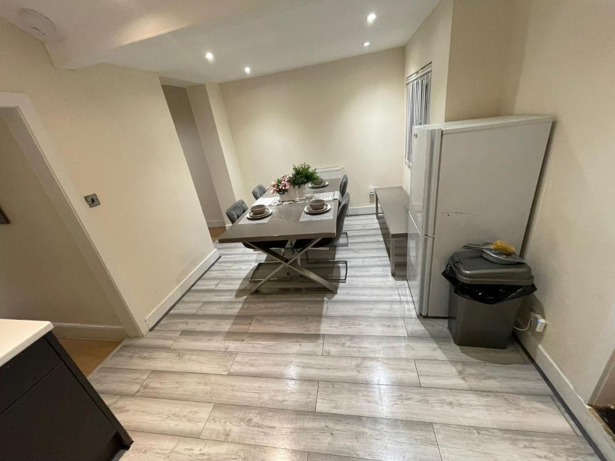 Big 3 Bedroom London House With 2 Bathroom Plumstead  Zewnętrze zdjęcie