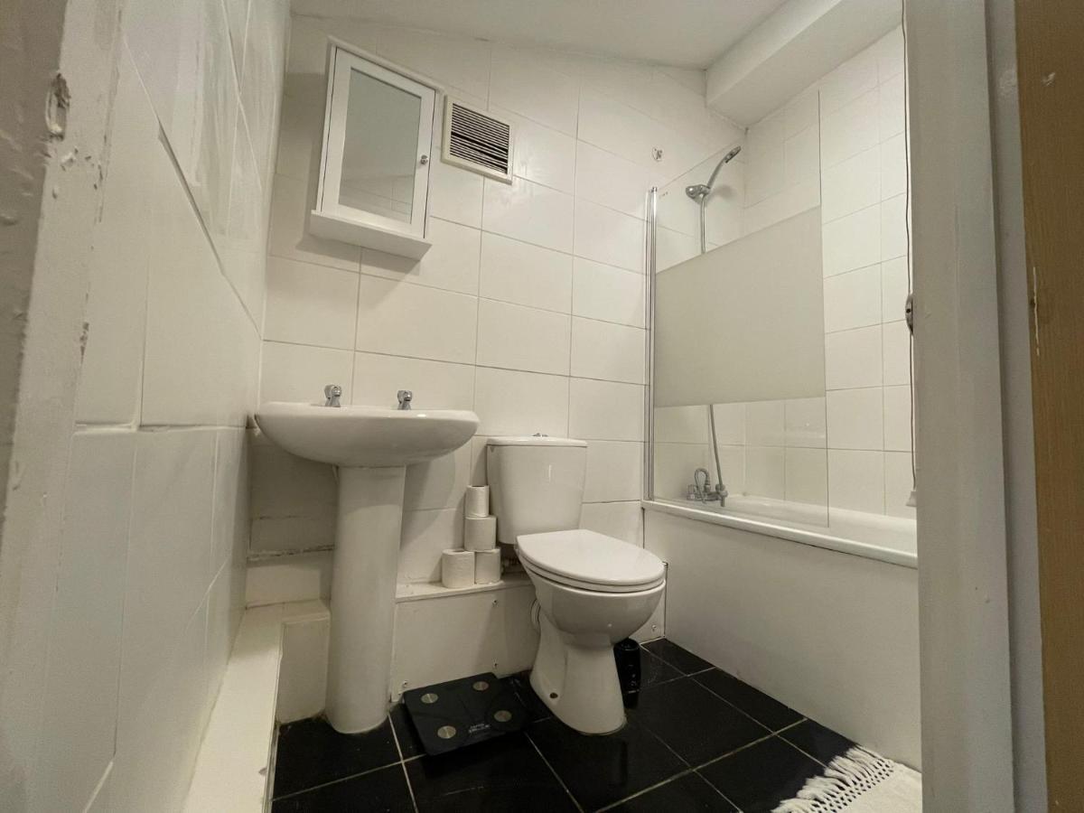 Big 3 Bedroom London House With 2 Bathroom Plumstead  Zewnętrze zdjęcie