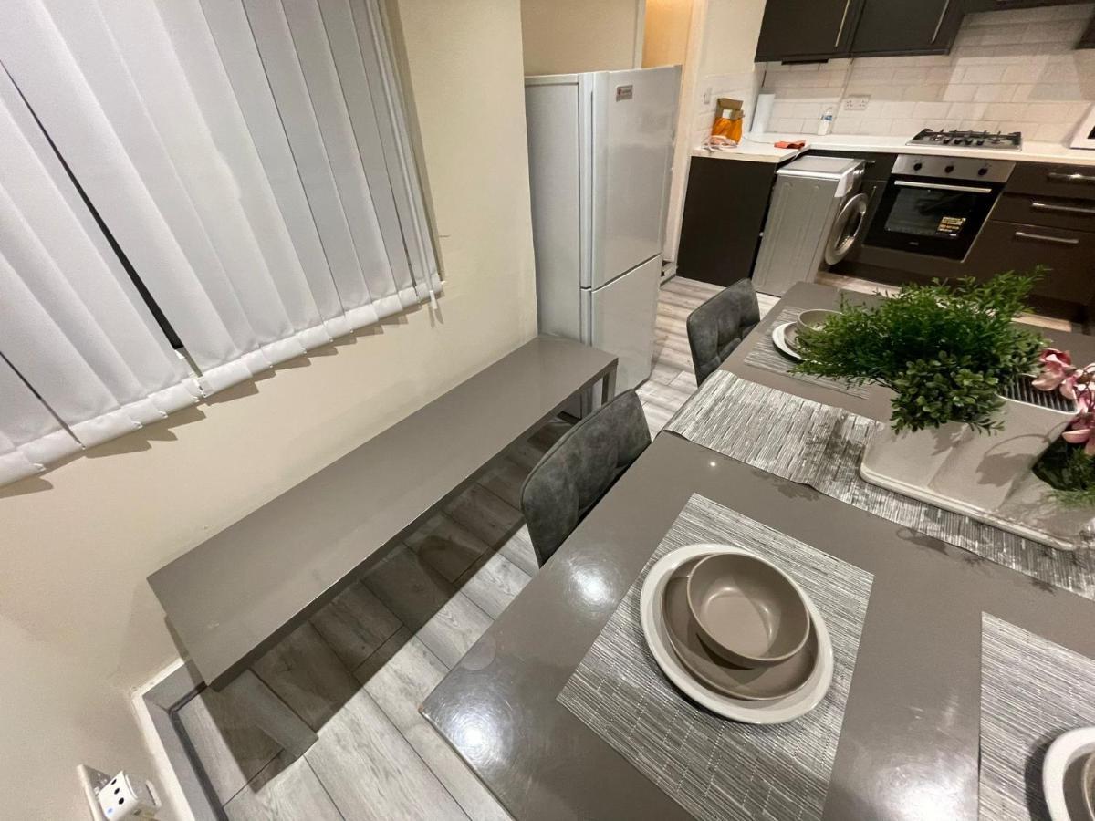 Big 3 Bedroom London House With 2 Bathroom Plumstead  Zewnętrze zdjęcie