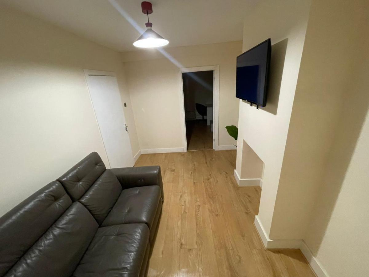 Big 3 Bedroom London House With 2 Bathroom Plumstead  Zewnętrze zdjęcie