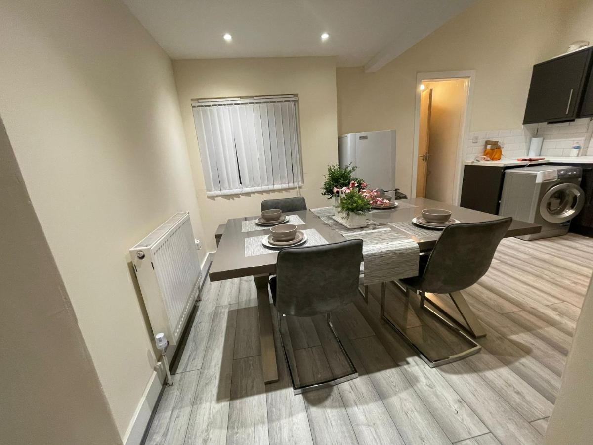 Big 3 Bedroom London House With 2 Bathroom Plumstead  Zewnętrze zdjęcie